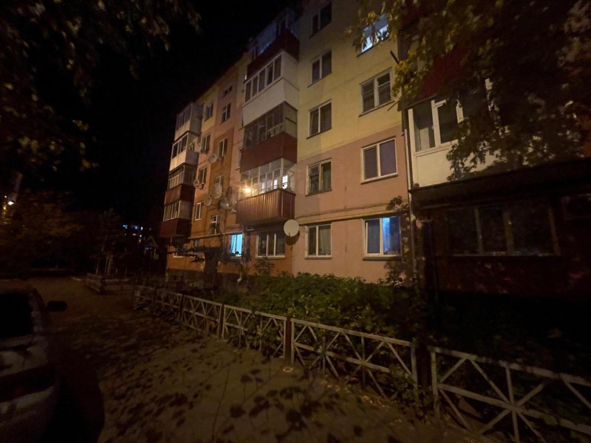 1-Комн. Квартира Целиком Интернациональная 32 С Гостиничным Сервисом 彼得罗巴甫洛夫斯克 外观 照片